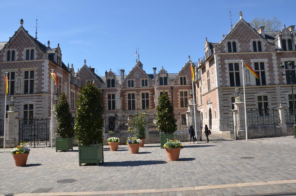 Hôtel Saint Martin Orléans Exterior foto